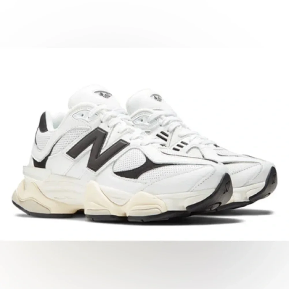 🖤🤍 NEW BALANCE 9060 BLACK WHITE 🤍🖤 - Picture 2 of 4